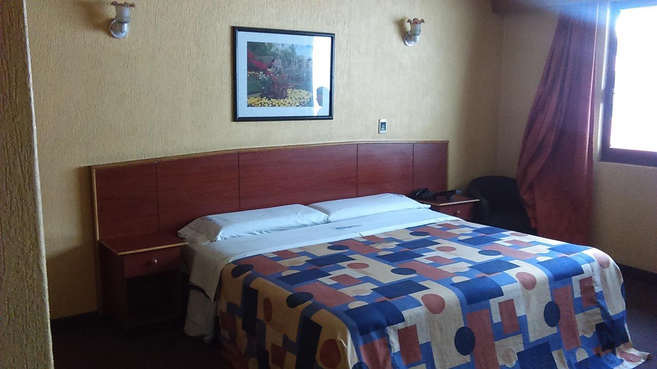 Hotel Aeropuerto Toluca Luaran gambar